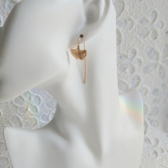 Rose gold ginkgo earrings NEW - Picture 4 of 4